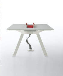 Paramount-Silhouette-White-Red-Silver-Table