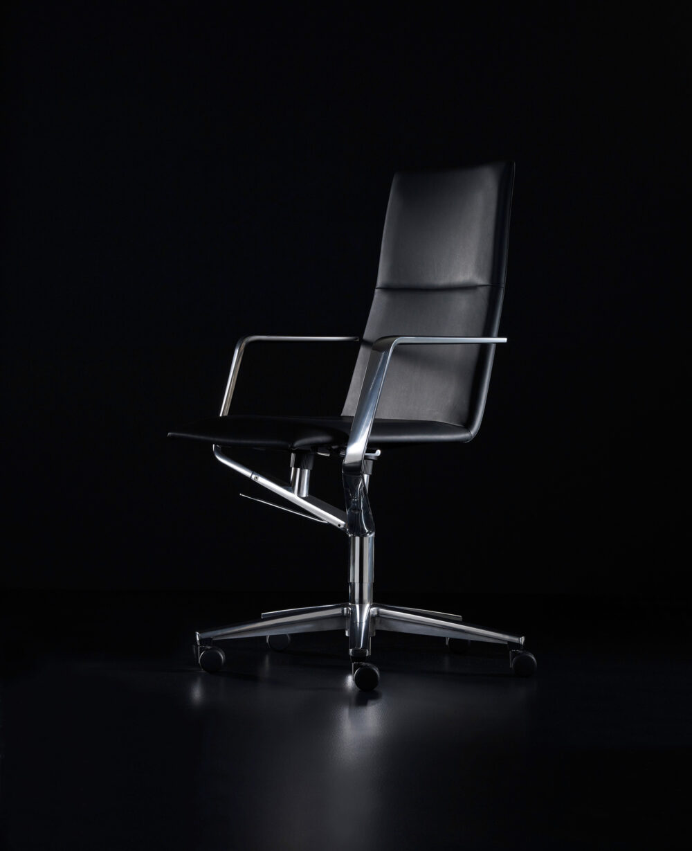 Thin Executive Contemporary Chair