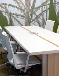 Runway Thin Stripe Table