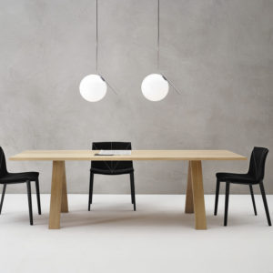 Natural-Gallery-Table