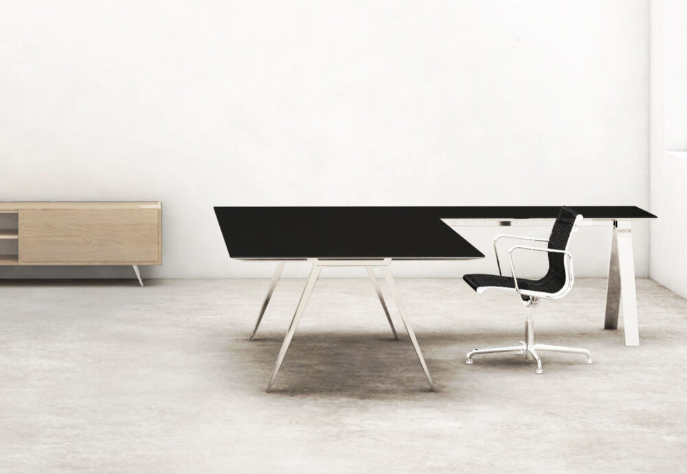 Z Executive Desk