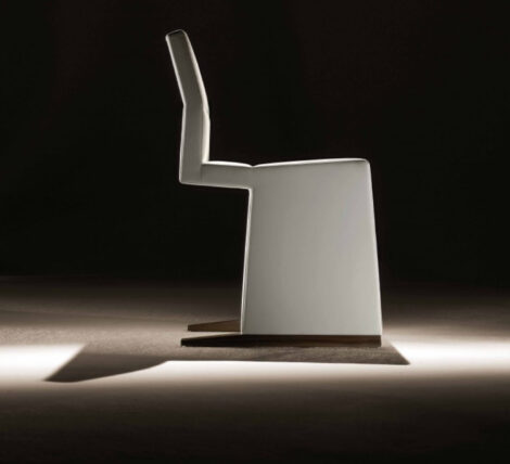 Pavane-Pull Up Chair