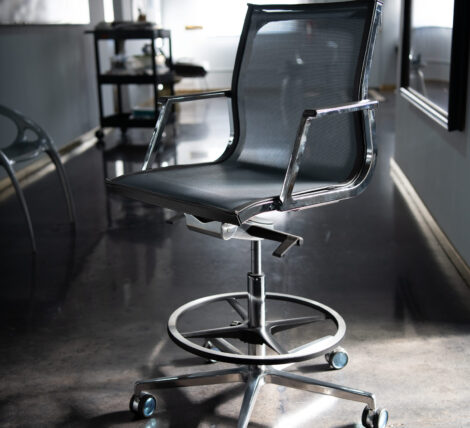 Chromium-Aura-Mesh-Drafting-Chair