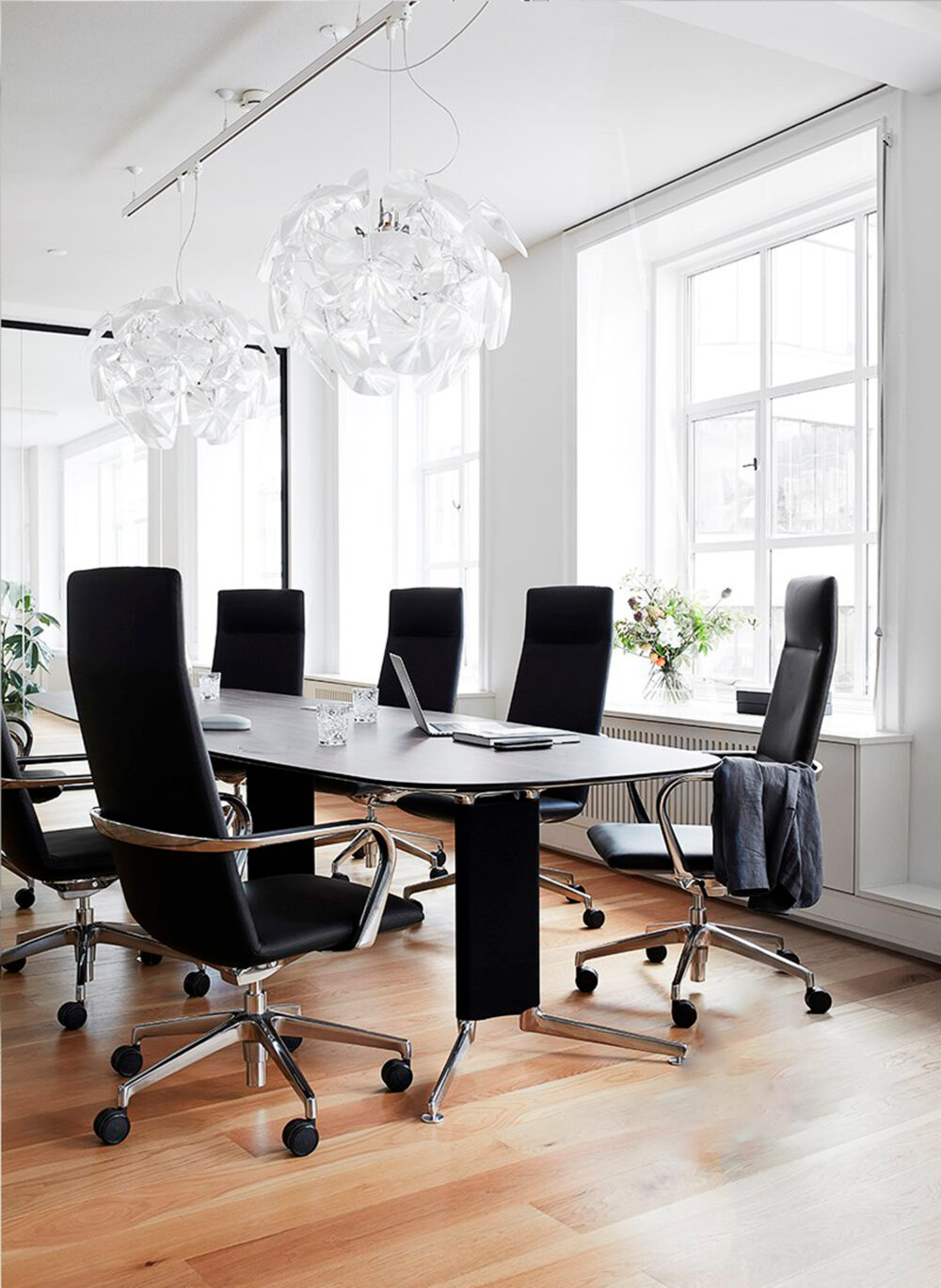 Awesome High back Chromium Alpha Conference Chair