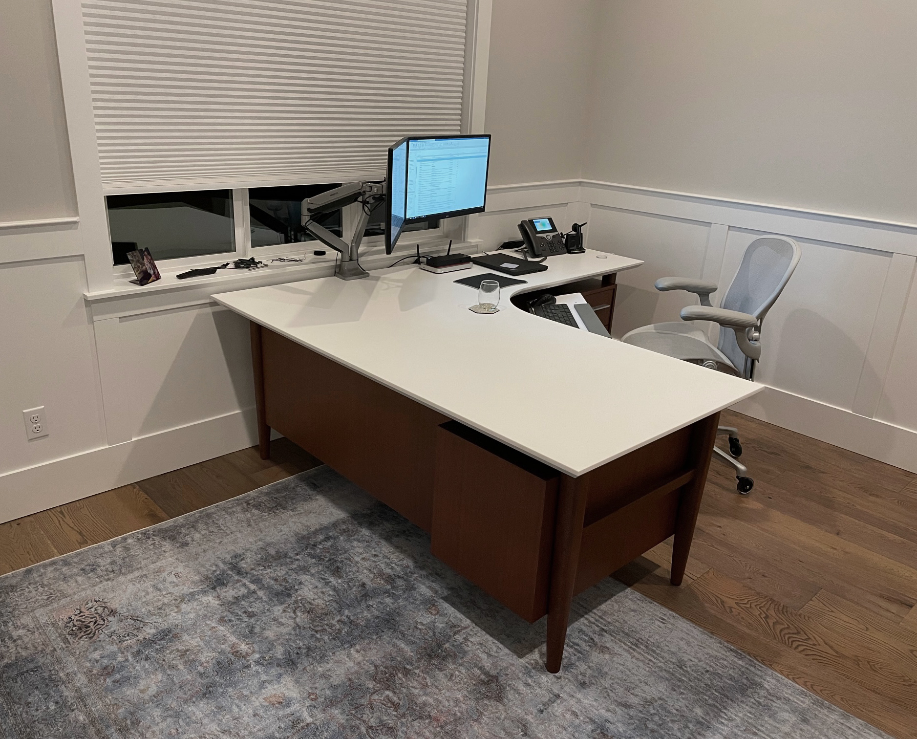 Retro Modern Wood Private Office Desk - Image 3