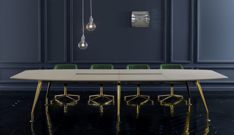 Solar Line Table